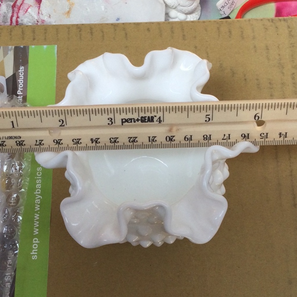 White Hobnail Ruffled Milk Glass Vase - Picture 6 of 6